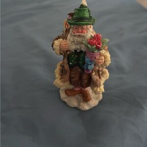 Roman Galleria Lucchese 1994 Santa's from Around the World Figurine Dutch